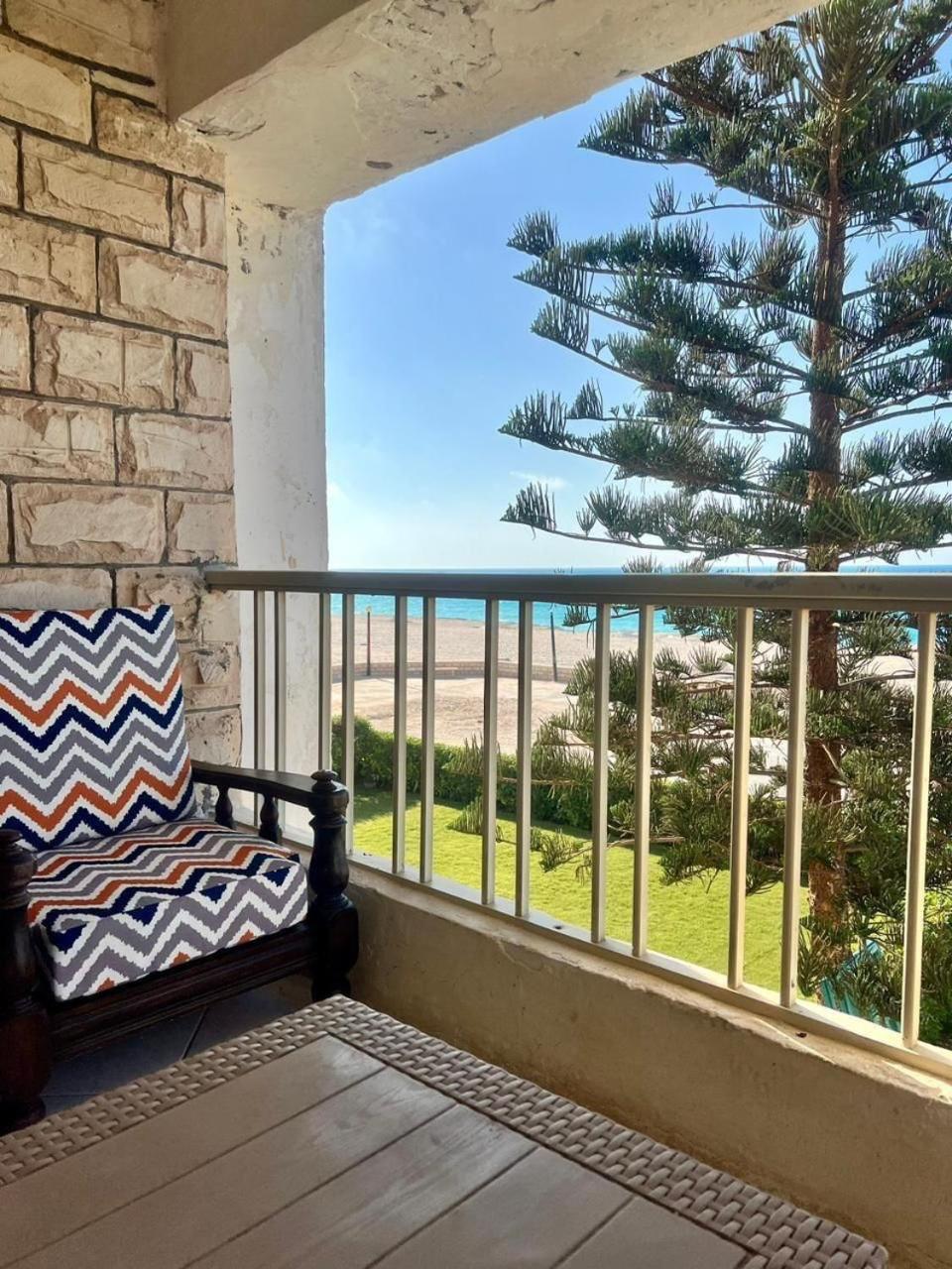Beachfront Chalet In Green Beach, North Coast El Alamein Ngoại thất bức ảnh