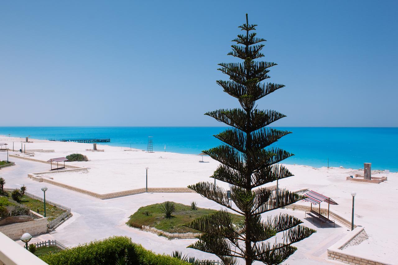 Beachfront Chalet In Green Beach, North Coast El Alamein Ngoại thất bức ảnh