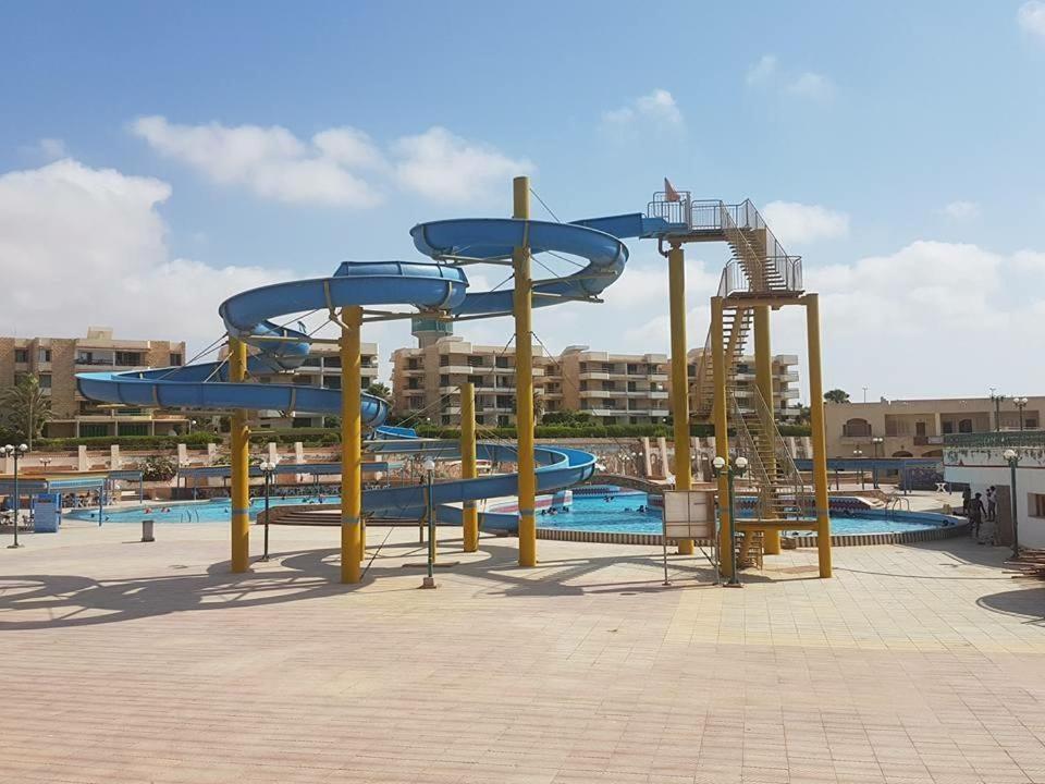 Beachfront Chalet In Green Beach, North Coast El Alamein Ngoại thất bức ảnh